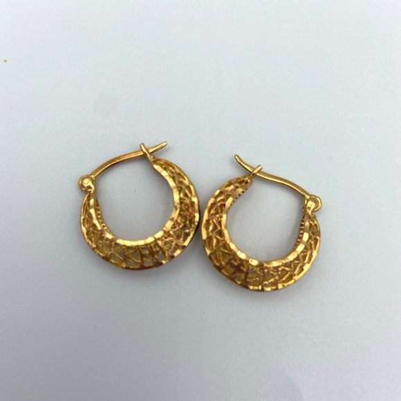 Costume Jewelry Gold Coloured - Picture 3 of 3